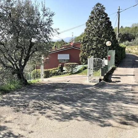 Quarole With Pool * Bardolino