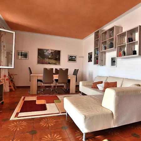 Quarole With Pool Appartement *