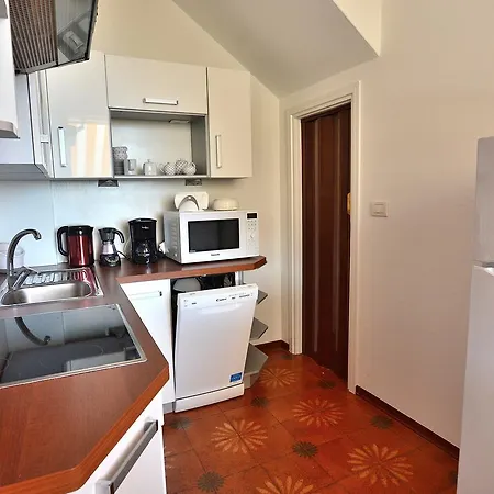 Quarole With Pool Appartement